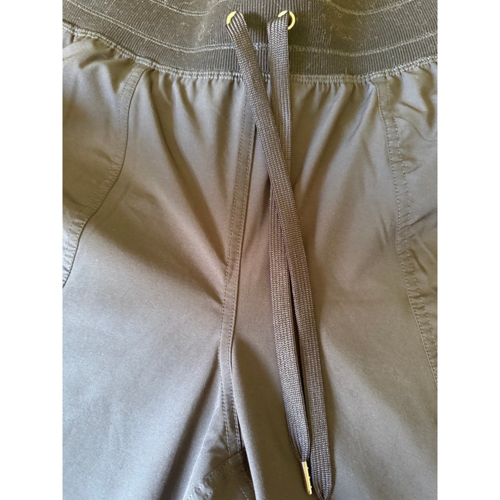 Quince Womens Ultra-Stretch Performance Joggers Black Size M Drawstring Athletic - Picture 7 of 10